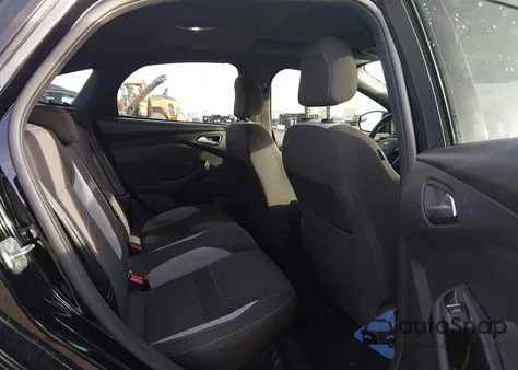 2016 Ford Focus St z USA, uszkodzony, nr VIN 1FADP3L97GL405179